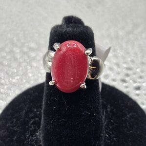 Ring, Elegant Red Stone Silver